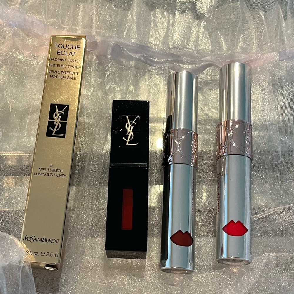 YVEST SAINT LAURENT COSMETICS